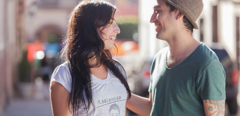 Subtle Signs of Flirting – Hidden Clues of Modern Attraction
