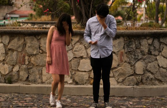 Celebrity Breakup – Behind the Glamour and Heartbreak