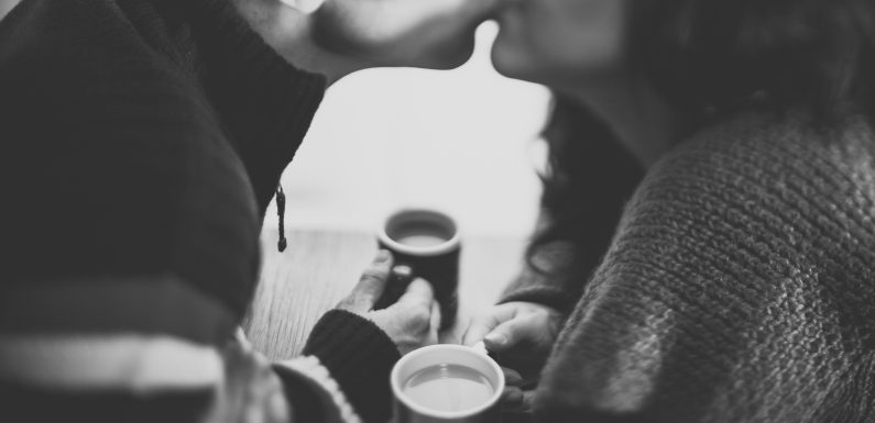 No-Habiting Dating Trend – Why Modern Couples Delay Living Together in 2025