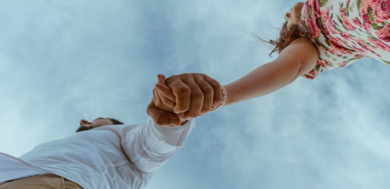 How Celebrity Couples Handle Long Distance Relationships