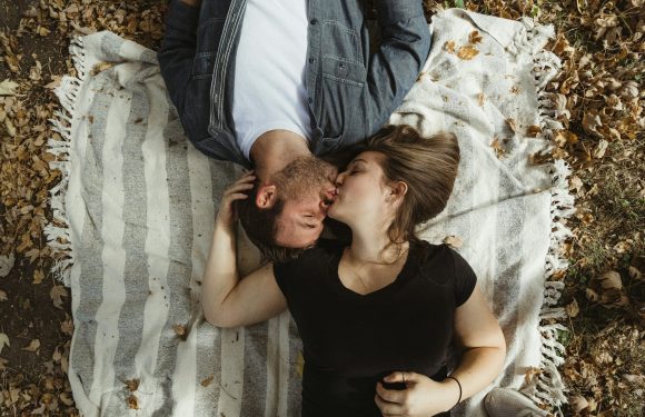 How Celebrity Couples Keep Their Relationships Private