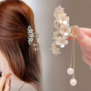 Elegant Floral Pearl Tassel Hair Clip