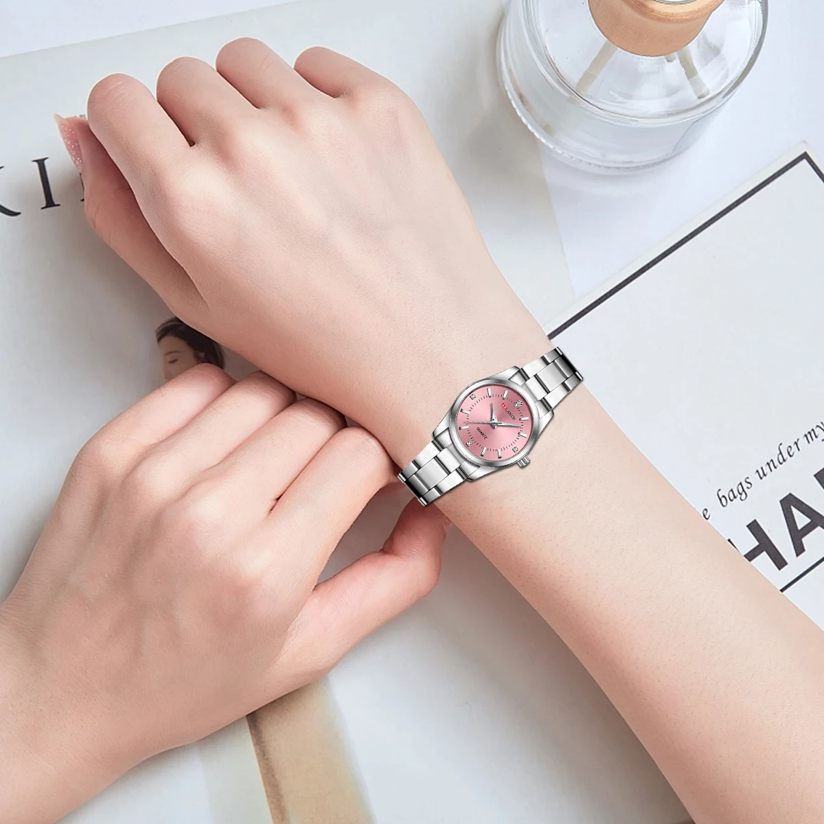 Luxury Women's Watch 29mm Fashionable Stainless Steel Rhinestone Pink Minimalist Girl Clock Outdoor Travel Women Wrist Watches - AliExpress 1511 - Color : 310H - Image 2